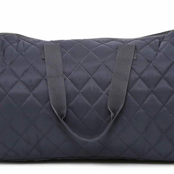 Navy Quilted Weekender Bag by DSW - Picture 5 of 9